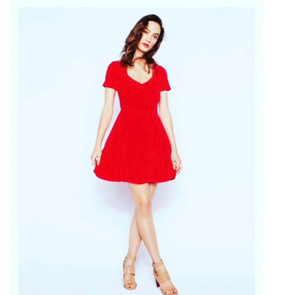 Express Red Ribbed Dress - Picture 3 of 3